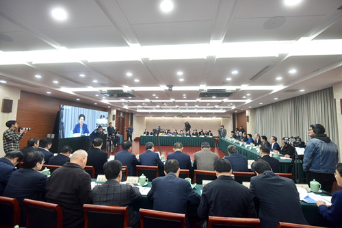 b09b41936166473282c29cb23965fb81.jpg b09b41936166473282c29cb23965fb81.jpg